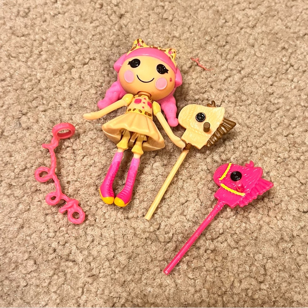 Lalaloopsy giddy up cowgirl 🤠 collection.